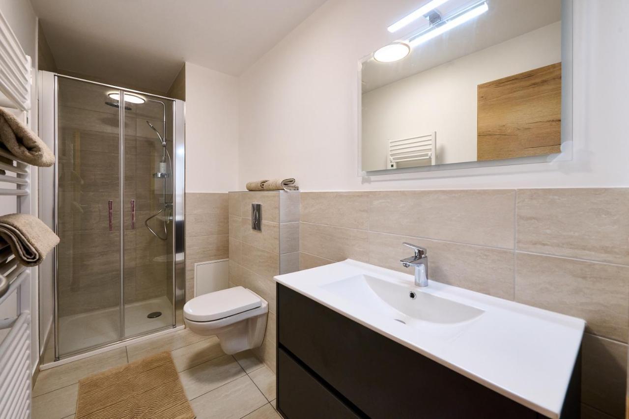 Le Pommier - Appt Avec Jardin Partage Apartment Puberg Luaran gambar